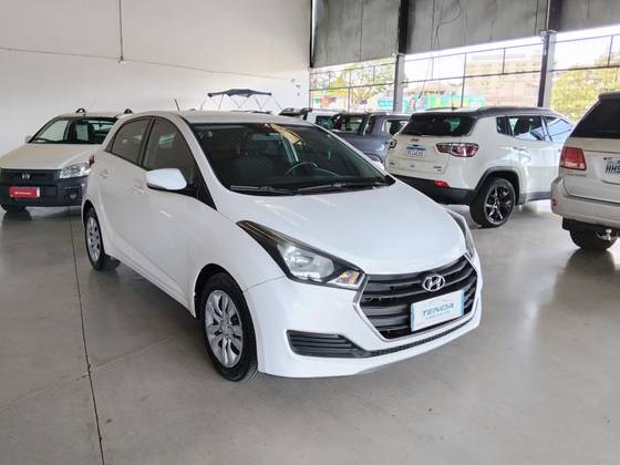 HYUNDAI HB20 1.0 COMFORT 12V FLEX 4P MANUAL HYUNDAI HB20 1.0 COMFORT 12V FLEX 4P MANUAL